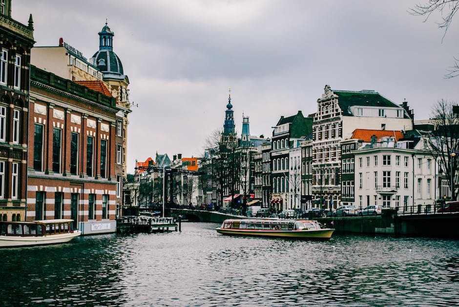 Is er een discussiegroep met betrekking tot milieubescherming in amsterdam?